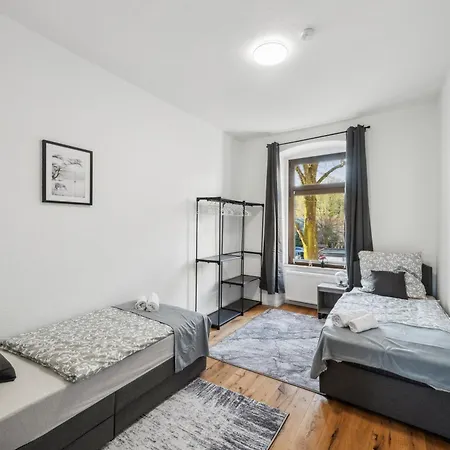 شقة Wupper I, Lage Ideal Fuer Geschaeftsleute, Monteure, Familien, 3 Zimmer, Smart-tv وبرتال